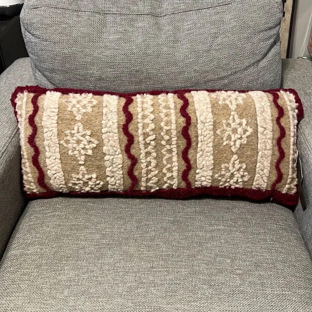 Frati Home‎ Collection Soft Wool Christmas Throw Pillow